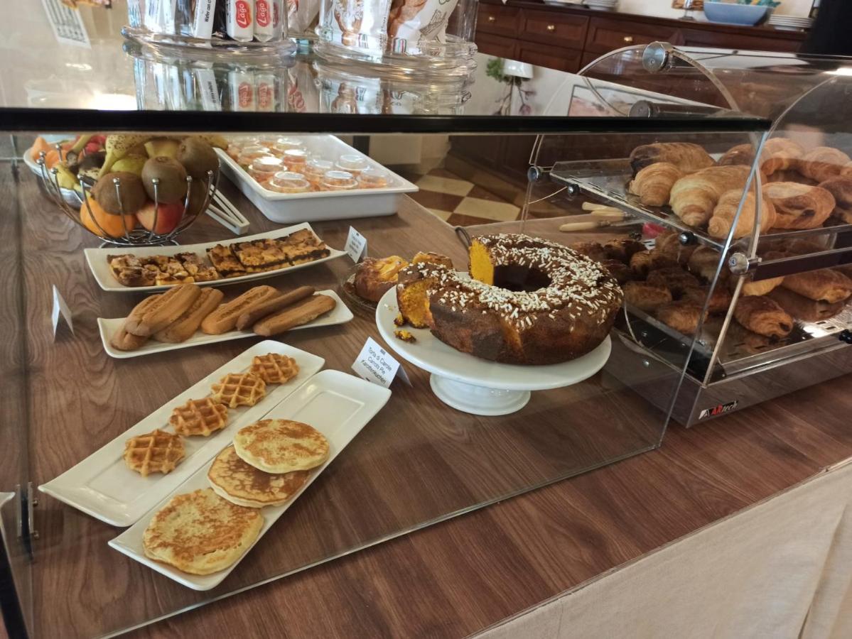 Hotel Alla Torre Castelfranco Veneto Kültér fotó