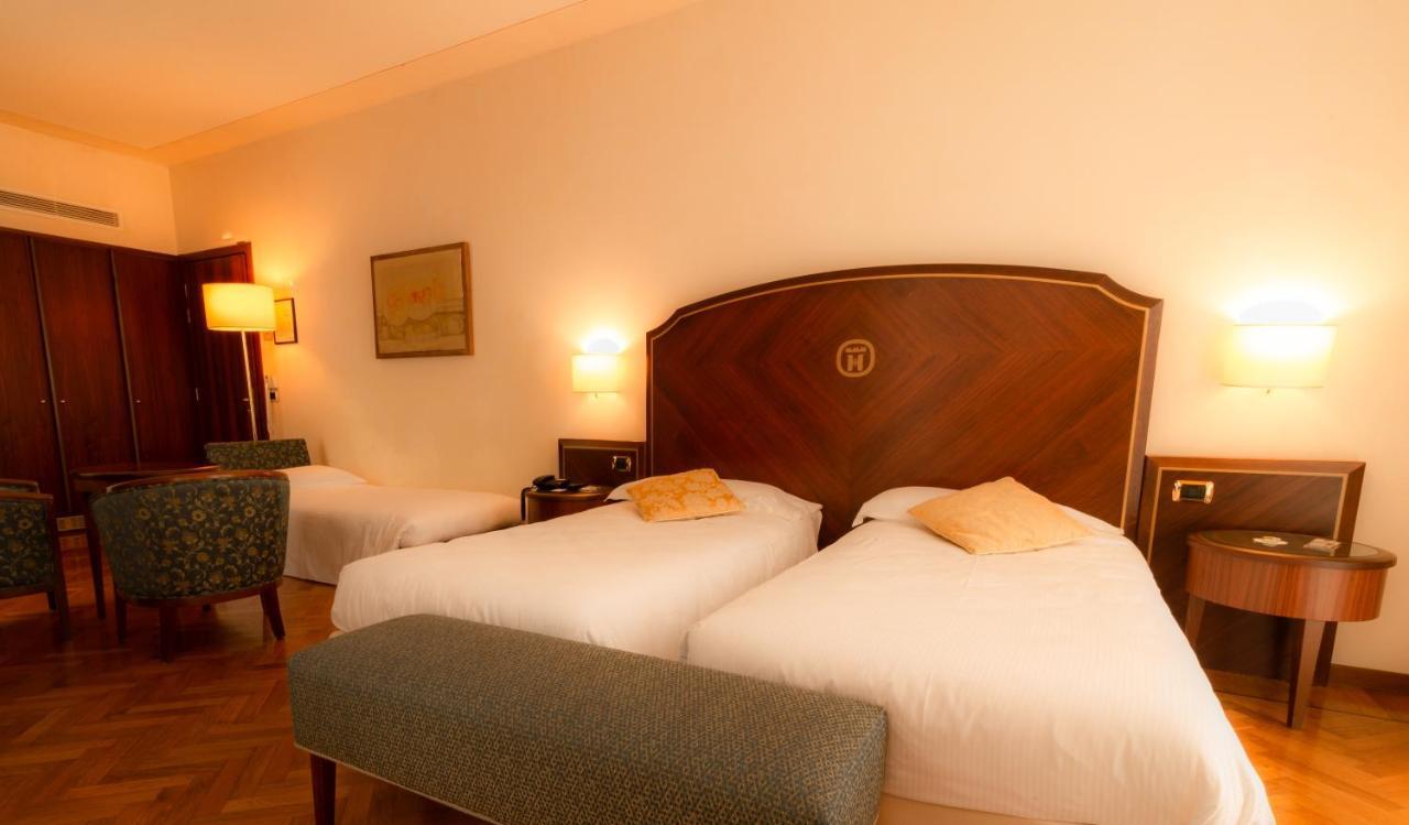 Hotel Alla Torre Castelfranco Veneto Kültér fotó